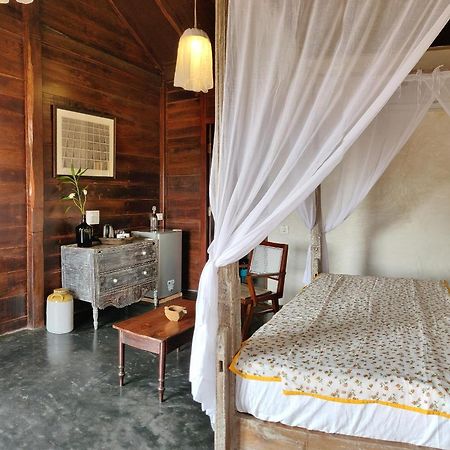The Artist Cottages Morjim Dış mekan fotoğraf