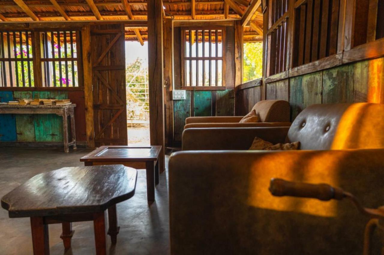 The Artist Cottages Morjim Dış mekan fotoğraf
